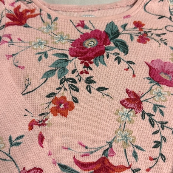 Old Navy - Pink Ribbed Top and corduroy pants - Picture 2 of 6